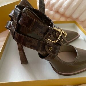 Fendi shoes high heels